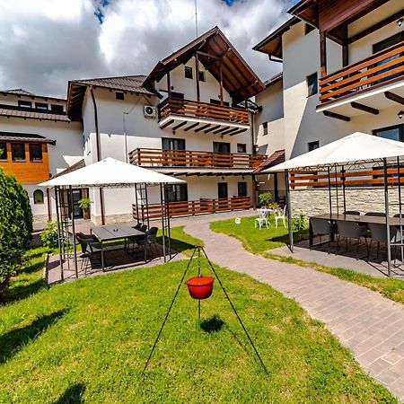 Yael Luxury Apartments 2 Busteni Luaran gambar