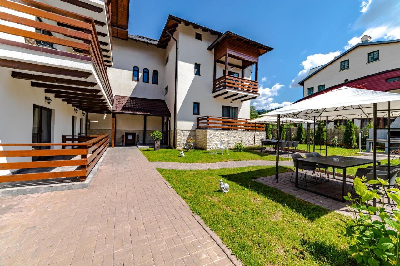 Yael Luxury Apartments 2 Busteni Luaran gambar
