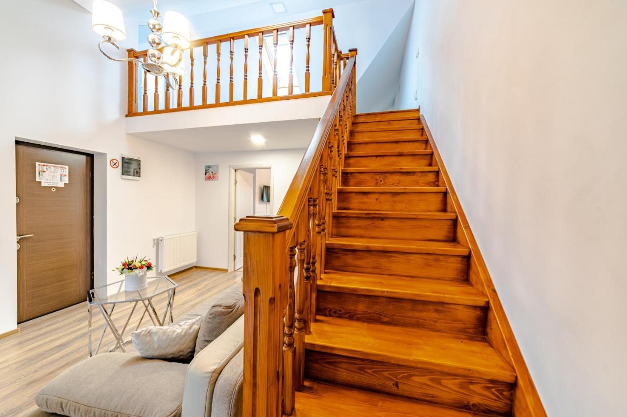 Yael Luxury Apartments 2 Busteni Luaran gambar