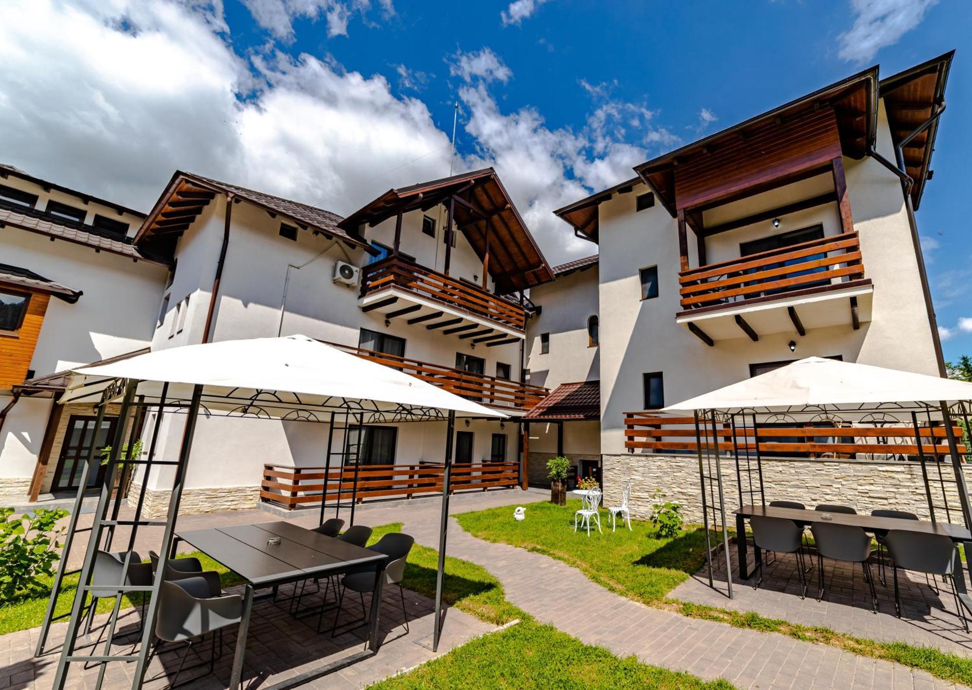 Yael Luxury Apartments 2 Busteni Luaran gambar